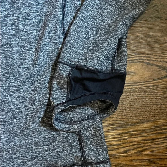 lululemon athletica Gray Lightweight Jacket - Picture 2 of 5
